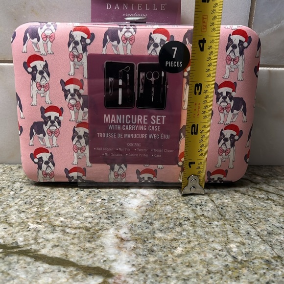 NEW French Bulldog Frenchie Boston Terrier Santa Manicure Set Case Christmas - Picture 6 of 6
